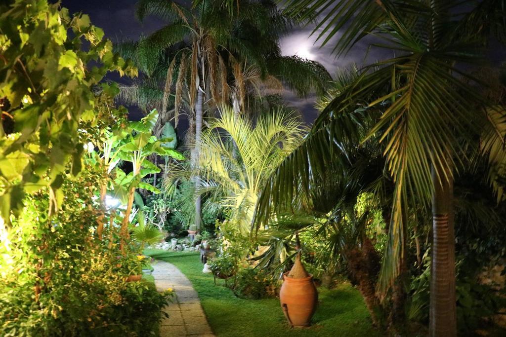 Holidaysora Taormina - Il Giardino Di Graziella Exterior foto